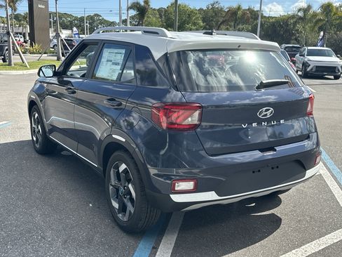 New 2026 Hyundai Venue SEL image 8