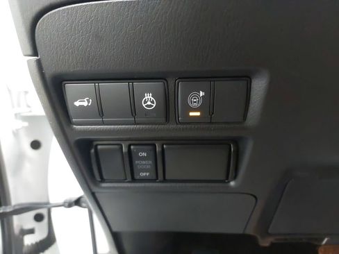 Certified 2024 Nissan Armada SL w/ Captain's Chairs Package image 29