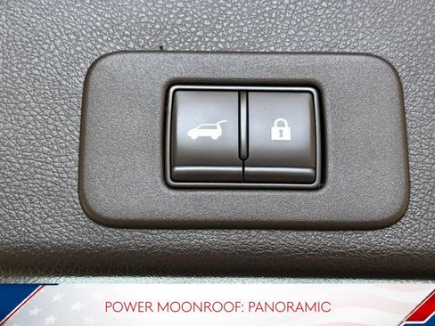 Used 2025 Nissan Murano SL AWD/4WD image 8