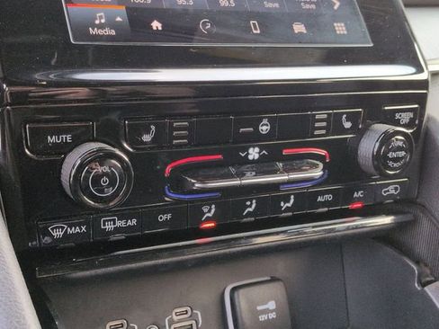 Certified 2024 Jeep Grand Cherokee L Laredo image 21