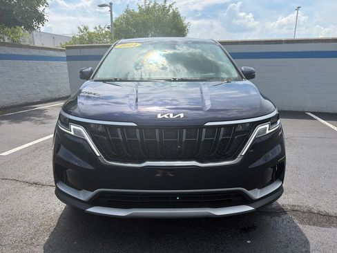 Used 2024 Kia Carnival LX FWD image 8
