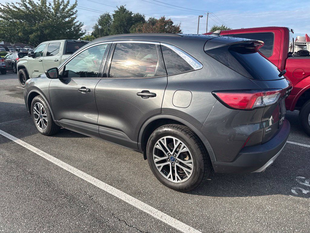 Used 2020 Ford Escape SEL AWD/4WD image 3