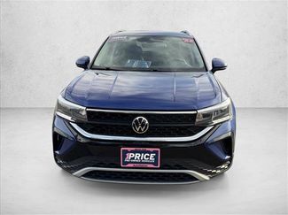 Used 2022 Volkswagen Taos SE video 2