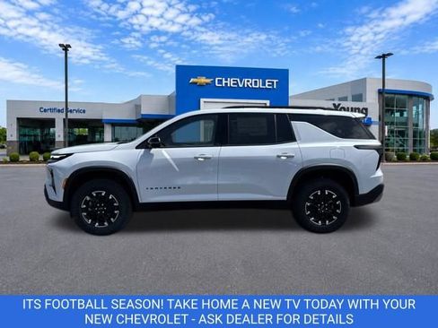 New 2026 Chevrolet Traverse Z71 w/ Driver Confidence Package AWD/4WD image 4
