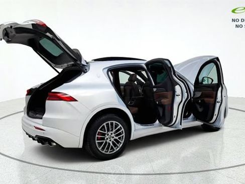 Used 2023 Maserati Grecale GT AWD/4WD image 19