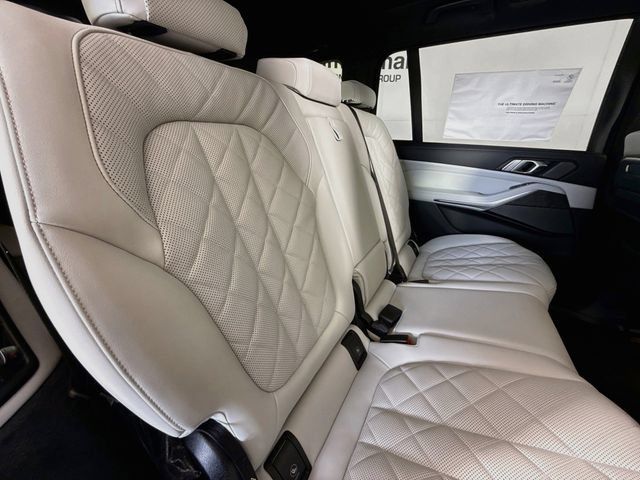 New 2027 BMW X7 xDrive40i w/ M Sport Package AWD/4WD image 30