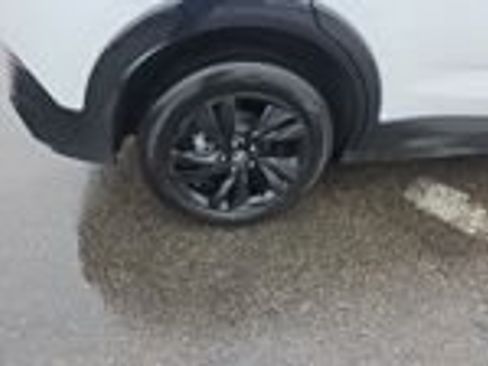 Used 2026 Buick Encore GX Sport Touring w/ Comfort Package image 24