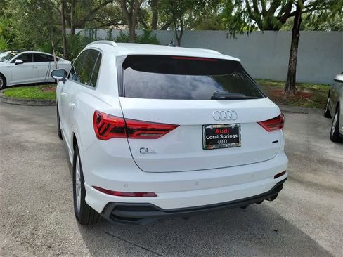 New 2025 Audi Q3 2.0T Premium image 12