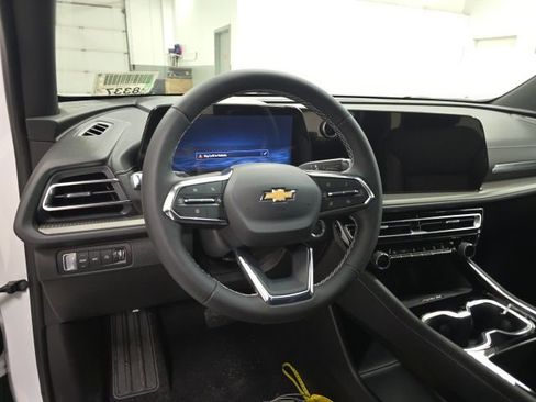 New 2026 Chevrolet Traverse LT image 10
