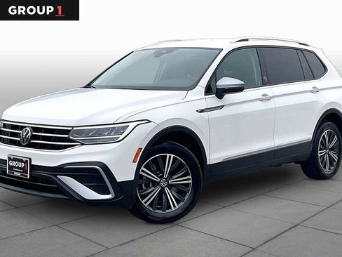 Used 2024 Volkswagen Tiguan Wolfsburg Edition image 1