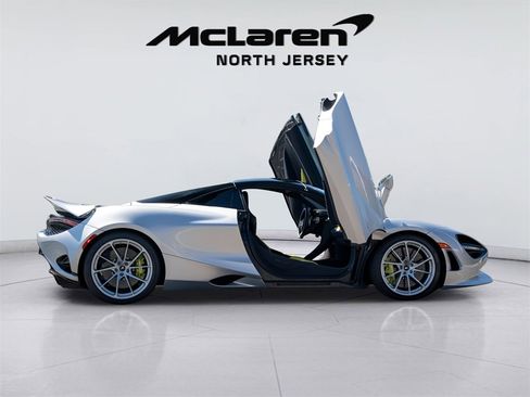 New 2025 McLaren 750S Spider image 16