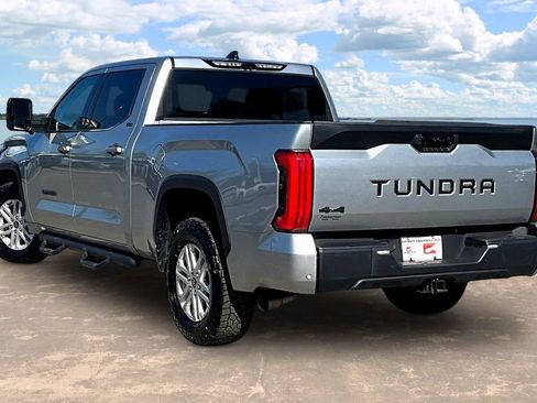 Used 2022 Toyota Tundra SR5 w/ SR5 Premium Package AWD/4WD image 4