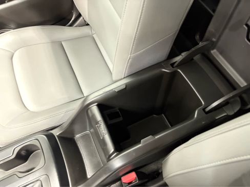 Used 2021 Chevrolet Colorado W/T image 27