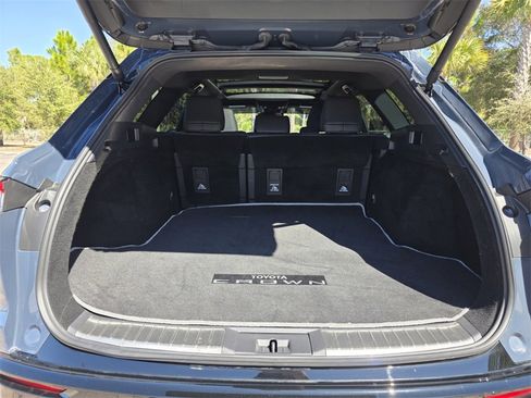 Used 2025 Toyota Crown Signia image 19