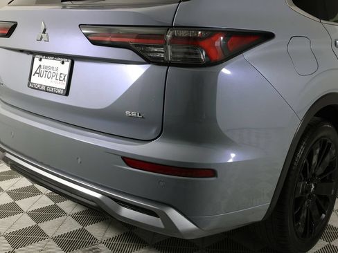 Used 2025 Mitsubishi Outlander SEL FWD image 50
