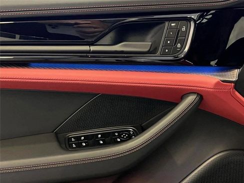 New 2026 Porsche Panamera 4 image 14