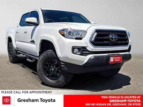 Certified 2021 Toyota Tacoma SR5 AWD/4WD image 1