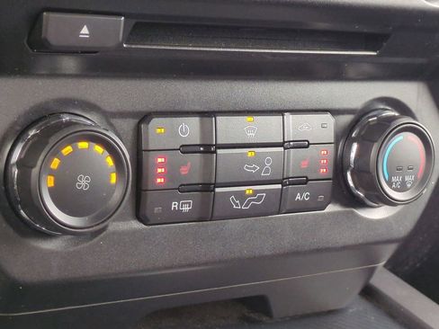 Used 2018 Ford F150 XLT w/ Equipment Group 302A Luxury image 35