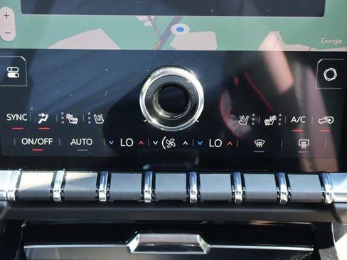 New 2026 GMC Yukon Denali Ultimate w/ LPO, Floor Liner Package AWD/4WD image 16