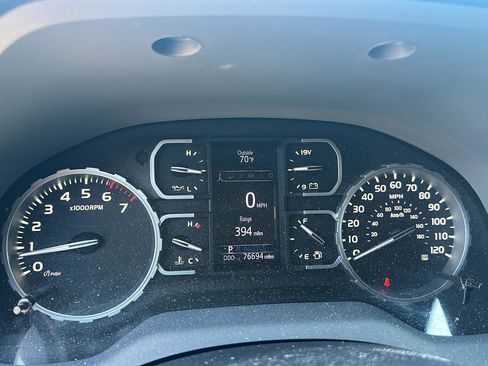 Used 2019 Toyota Tundra Limited image 13