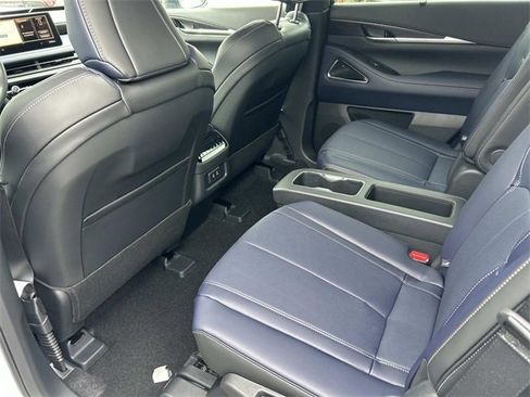 New 2026 INFINITI QX60 Sport image 20