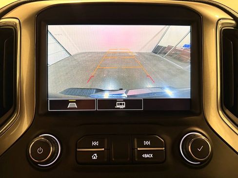 Used 2021 Chevrolet Silverado 1500 LT Trail Boss w/ Convenience Package II image 23