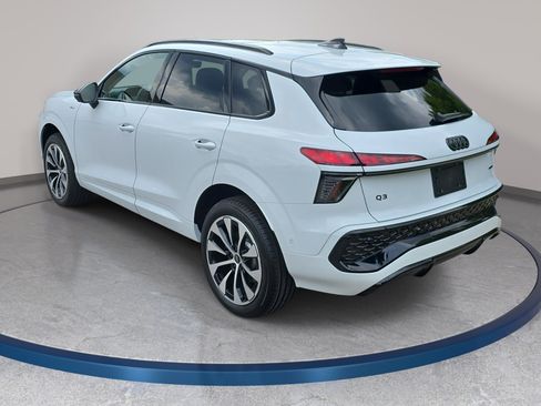 New 2026 Audi Q3 quattro 2.0T AWD/4WD image 8