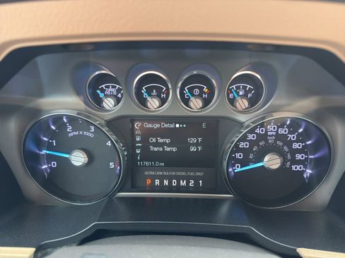 Used 2011 Ford F250 Lariat w/ Lariat Interior Pkg image 15