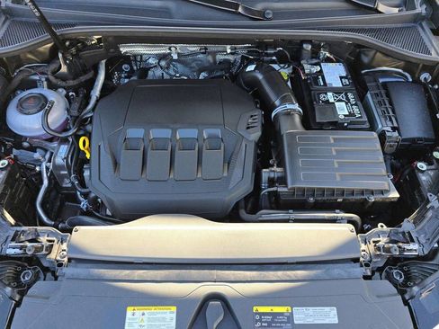 Certified 2025 Audi Q3 2.0T Premium w/ Convenience Package image 31