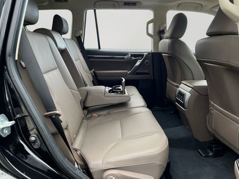 Used 2022 Lexus GX 460 Premium w/ Premium Plus Package image 8