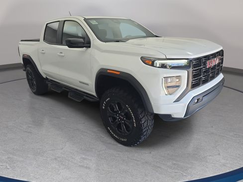 Used 2025 GMC Canyon Elevation w/ Convenience Package AWD/4WD image 3