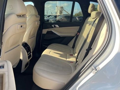 Used 2021 BMW X5 sDrive40i w/ Premium Package image 17