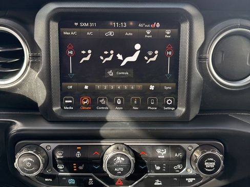 Used 2023 Jeep Wrangler Unlimited Sahara w/ Cold Weather Group image 15