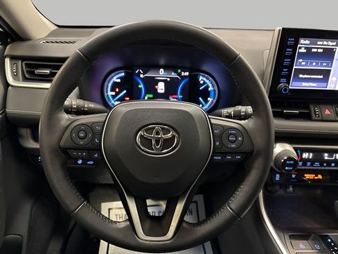 Used 2019 Toyota RAV4 Limited image 14