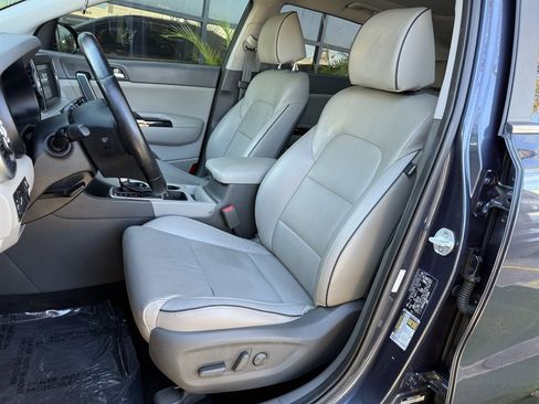 Used 2019 Kia Sportage EX w/ EX Premium Package image 14