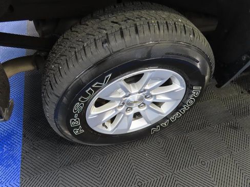 Used 2023 Chevrolet Silverado 1500 LT w/ Protection Package image 8