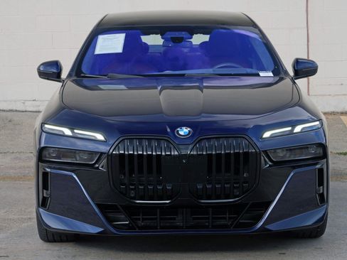 Used 2023 BMW 760i xDrive AWD/4WD image 51