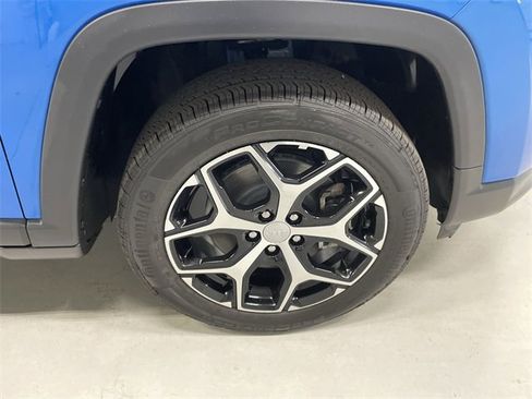 Used 2024 Jeep Compass Limited image 14