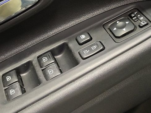 Used 2020 Mitsubishi Outlander SE image 27