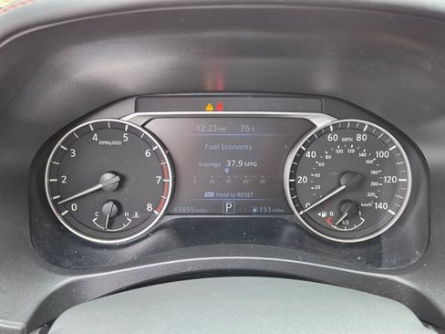 Used 2024 Nissan Altima 2.5 SR FWD image 18