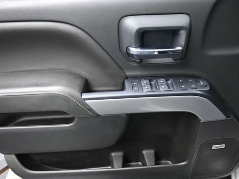 Used 2018 Chevrolet Silverado 3500 LT w/ LT Convenience Package image 13