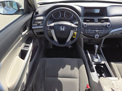 Used 2009 Honda Accord EX image 22