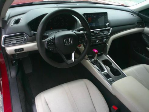Used 2020 Honda Accord EX image 11