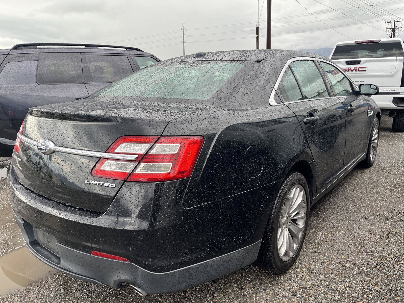 Used 2015 Ford Taurus Limited FWD image 6