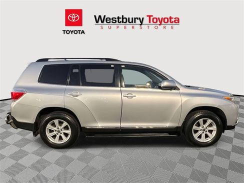Used 2012 Toyota Highlander 4WD image 6