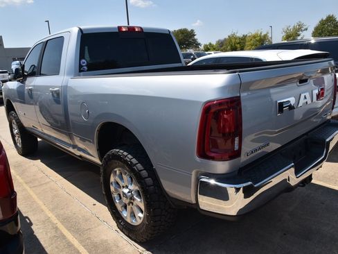 Used 2026 RAM 2500 Laramie AWD/4WD image 6