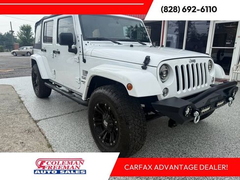 Used 2017 Jeep Wrangler Unlimited Sport w/ Connectivity Group AWD/4WD image 1