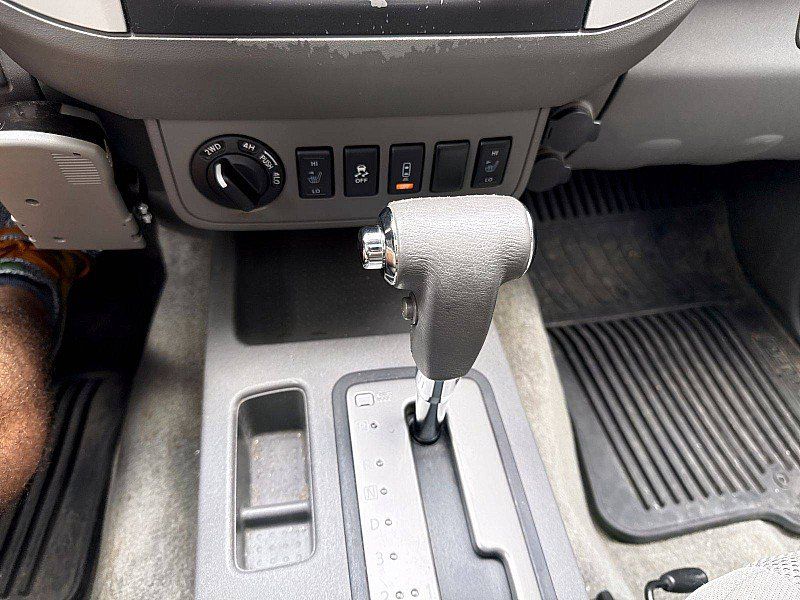Used 2016 Nissan Frontier SV w/ SV Value Truck Package AWD/4WD image 19