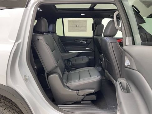 New 2026 Chevrolet Traverse Z71 w/ Driver Confidence Package AWD/4WD image 15