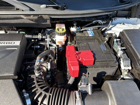 Used 2024 Nissan Rogue SV FWD image 35